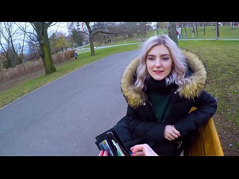 ❤️ Прогута врелу сперму странца за новац - пушење у парку од Еве Елфие Секс код нас ❌❤